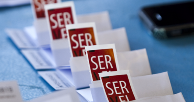 Papeletas con sellos del Servel. Foto de archivo: servel.cl
