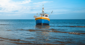 Embarcación en el litoral. Foto referencial: Pixabay.