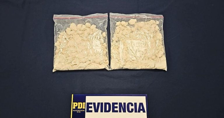 La cocaína que portaba el adolescente. Foto: PDI