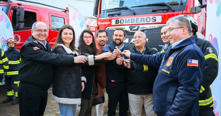 Cinco fueron los carros entregados en la primera etapa. Foto: Gobierno Regional