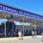 Donde antes se leía "Turbus" hoy reza "Terminal de Buses Municipal de San Carlos". Foto: Elías Meza.