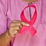 Cáncer de mama | Fotografía: Unsplash, Ampliada con AI