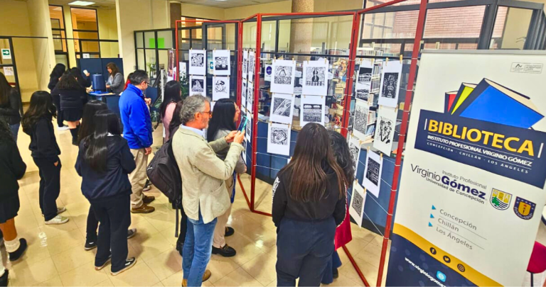 Parte de la muestra Poesía Visual Urbana "Memorias de Itihue", en el Instituto Virginio Gómez de Chillán. Foto: Cedida.