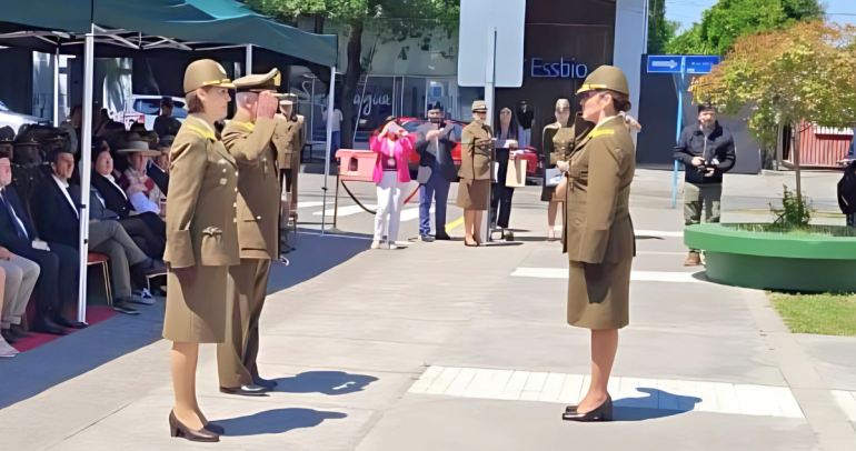 Momento en que asumió el cargo. Foto: Carabineros Ñuble.