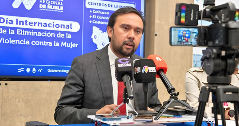 Óscar Crisóstomo en un punto de prensa. Foto: Gobierno Regional de Ñuble.