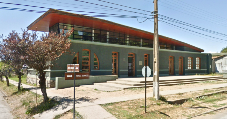 Biblioteca Municipal de Pinto. Foto: Street View.