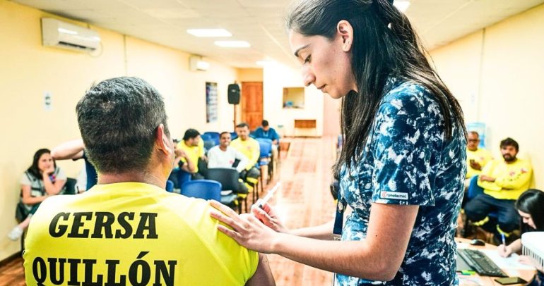 El operativo incluyó a rescatistas de Bulnes, Coihueco y Quillón. Foto: Servicio de Salud Ñuble