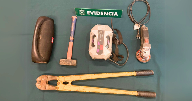 Lo que estaban robando. Foto: Carabineros Ñuble.