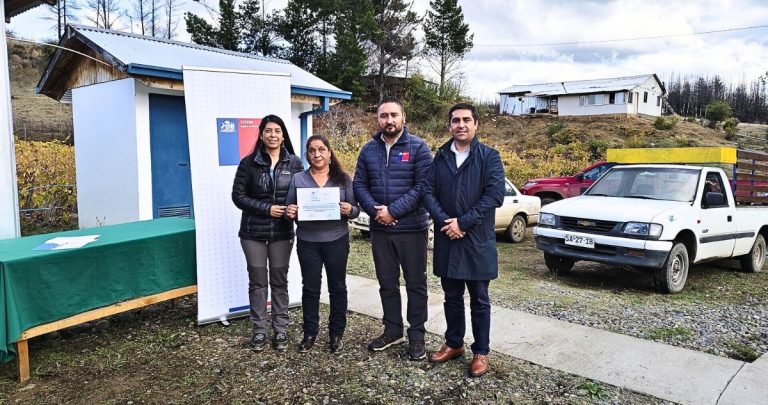 La iniciativa permitirá operar el sistema de agua potable mediante energía fotovoltaica. Foto: Ministerio de Energía