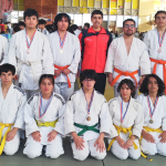 Los seleccionados y sus medallas. Foto: IND.