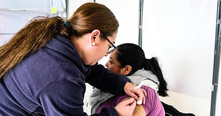La cifra representa un 71,82% de cobertura sobre una población objetivo de 332.578 personas. Foto: Servicio de Salud Ñuble