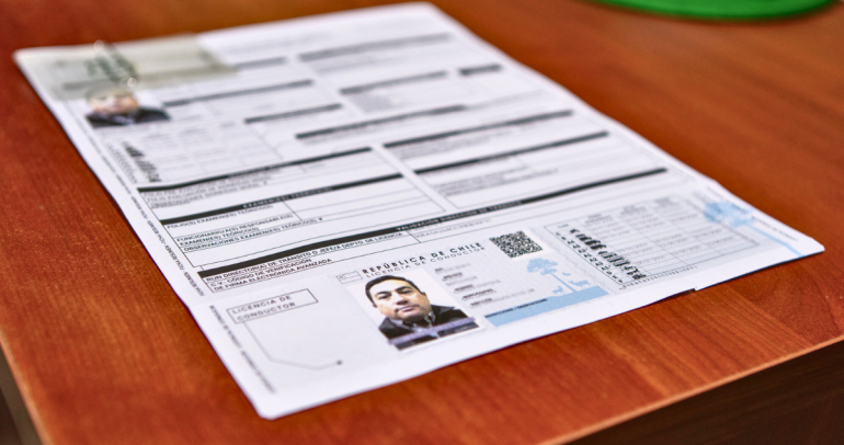 La ficha de la nueva licencia, donde se puede apreciar el QR. Foto: Municipio.