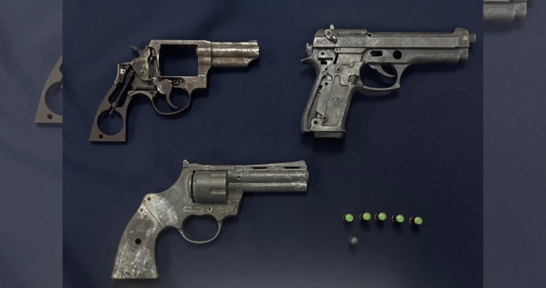 Las armas incautadas. Foto: Carabineros.