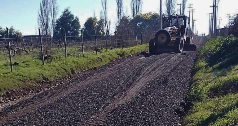 Pavimentación de camino. Foto: MOP Ñuble.