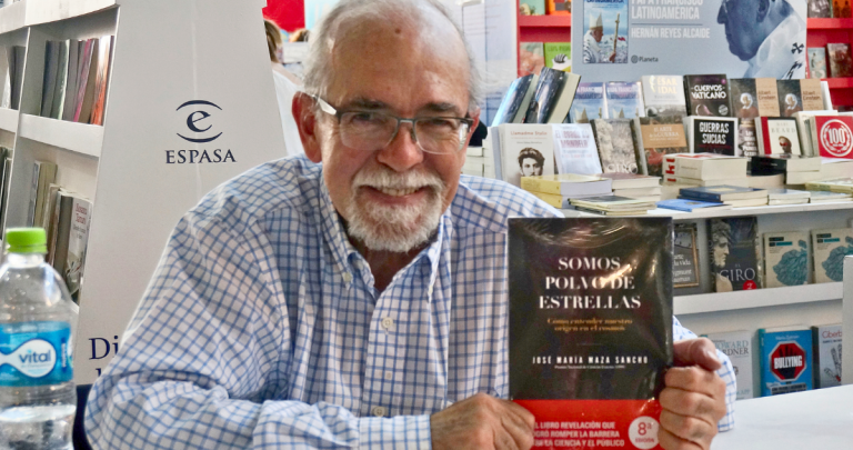 El astrofísico chileno José Maza en la Feria Internacional del Libro de Santiago 2017. Foto: Rodrigo Fernández (CC).