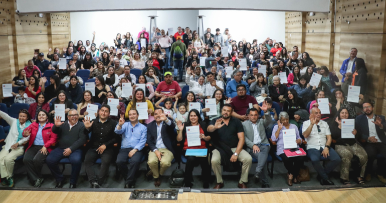 Familias beneficiadas por el Fondo Solidario de Elección de Viviendas (DS49). Foto: Seremi Vivienda Ñuble.