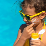 Entre las indicaciones está el uso de bloqueador solar cada 2 horas. Foto: SSÑ.