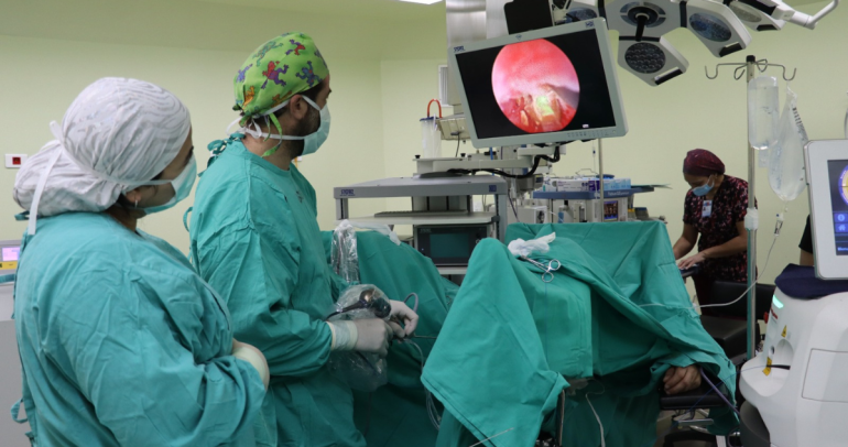 Procedimiento médico. Foto: Hospital de San Carlos.