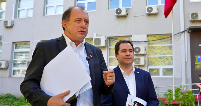 Iván Poduje en Ñuble. Foto: Delegación Presidencial.