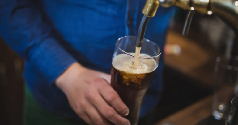 Cerveza. Foto referencial: Pixabay