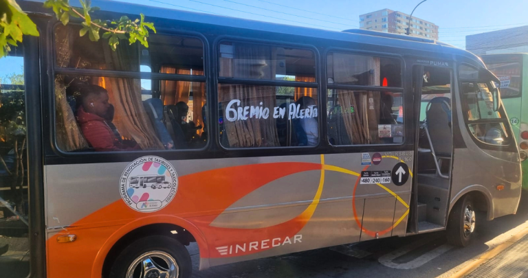 Foto referencial: Asociación Gremial de Dueños de Taxibuses Urbanos de Chillán