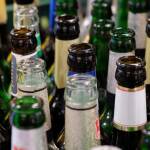 Habrá un punto destinado al reciclaje de vidrio. Foto referencial: Pixabay