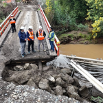 Cuadrillas del MOP en trabajos de recuperación de rutas en Ñuble tras sistemas frontales