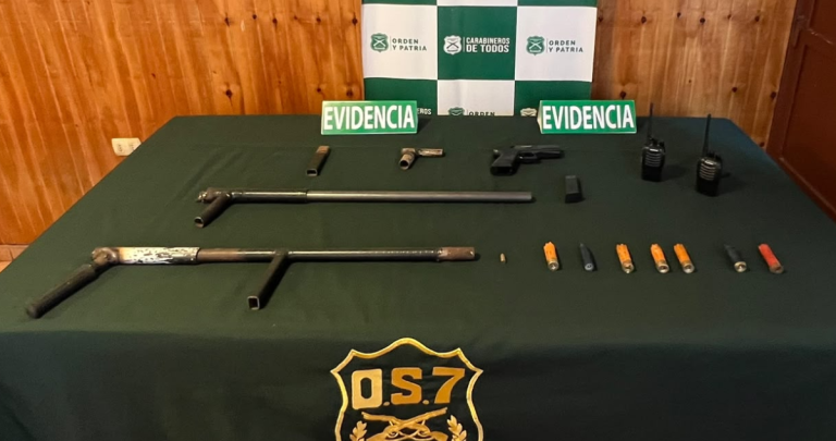 Decomisan armas y drogas tras operativos simultáneos en San Ignacio y Chillán