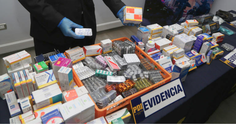 2 detenidos por tráfico de drogas en Chillán: uno de ellos vendía fármacos en feria libre