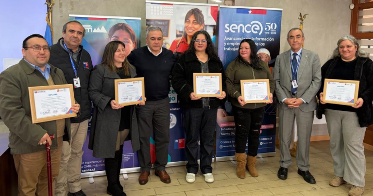 34 cuidadoras de Chillán Viejo y Pinto se certifican para atender a personas con dependencia