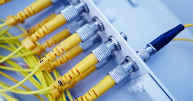 Última Milla inicia obras en Ñuble: 700 km de fibra óptica llegarán a 56 localidades rurales