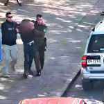 La detención del sujeto. Foto: Carabineros.